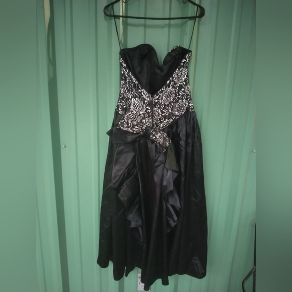 Women's Black Sparkly Formal Midi Dress Size Medium Floral 80s 1980s - Picture 5 of 7